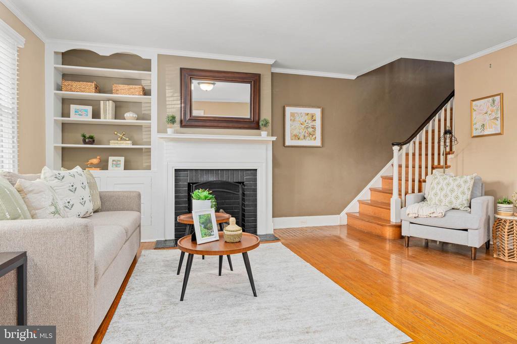 1455 BRADDOCK LANE
