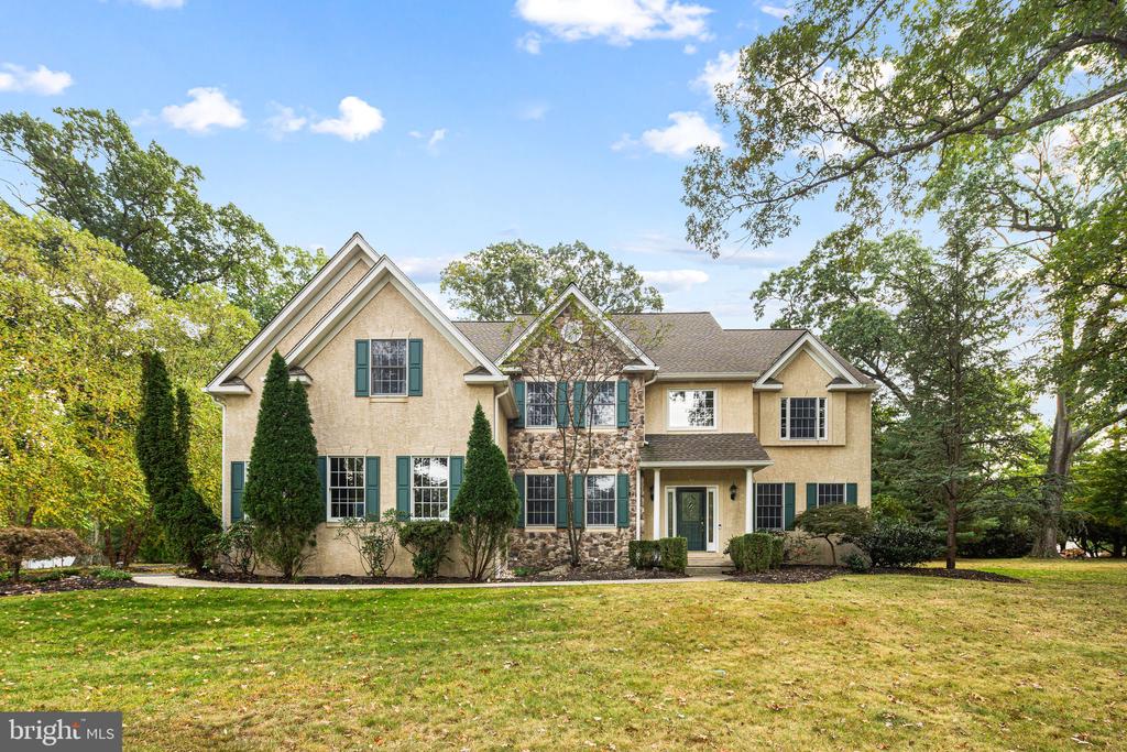 744 TENNIS AVENUE