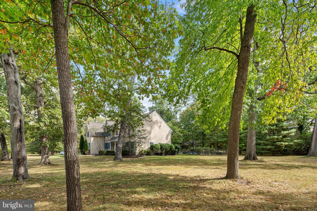 744 TENNIS AVENUE