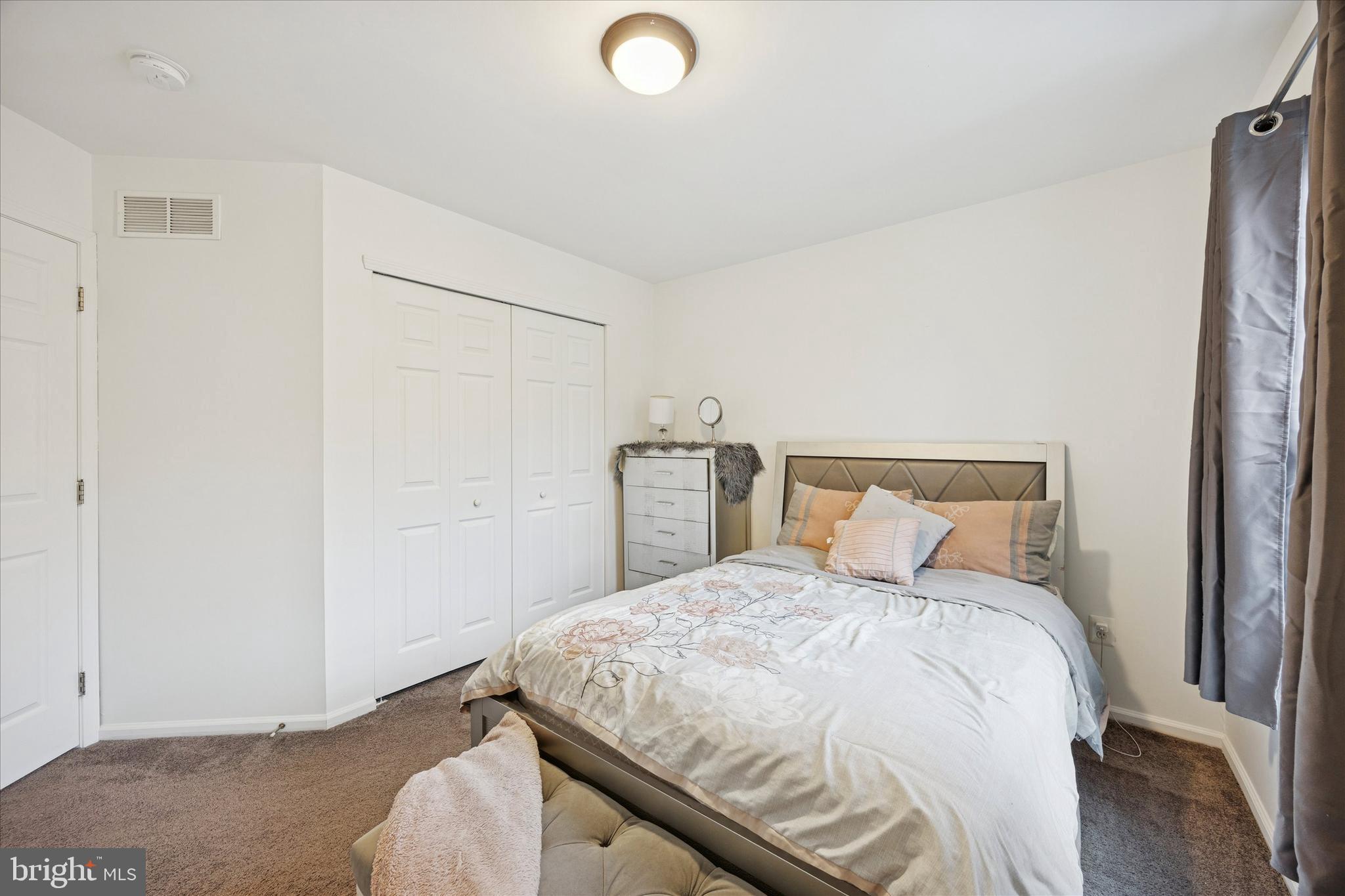 824 DILWORTH LANE