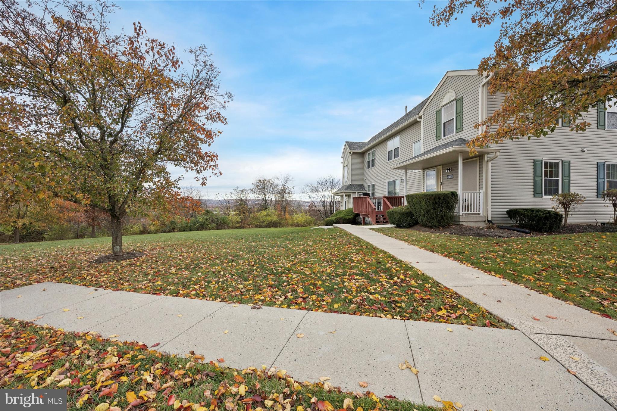 824 DILWORTH LANE