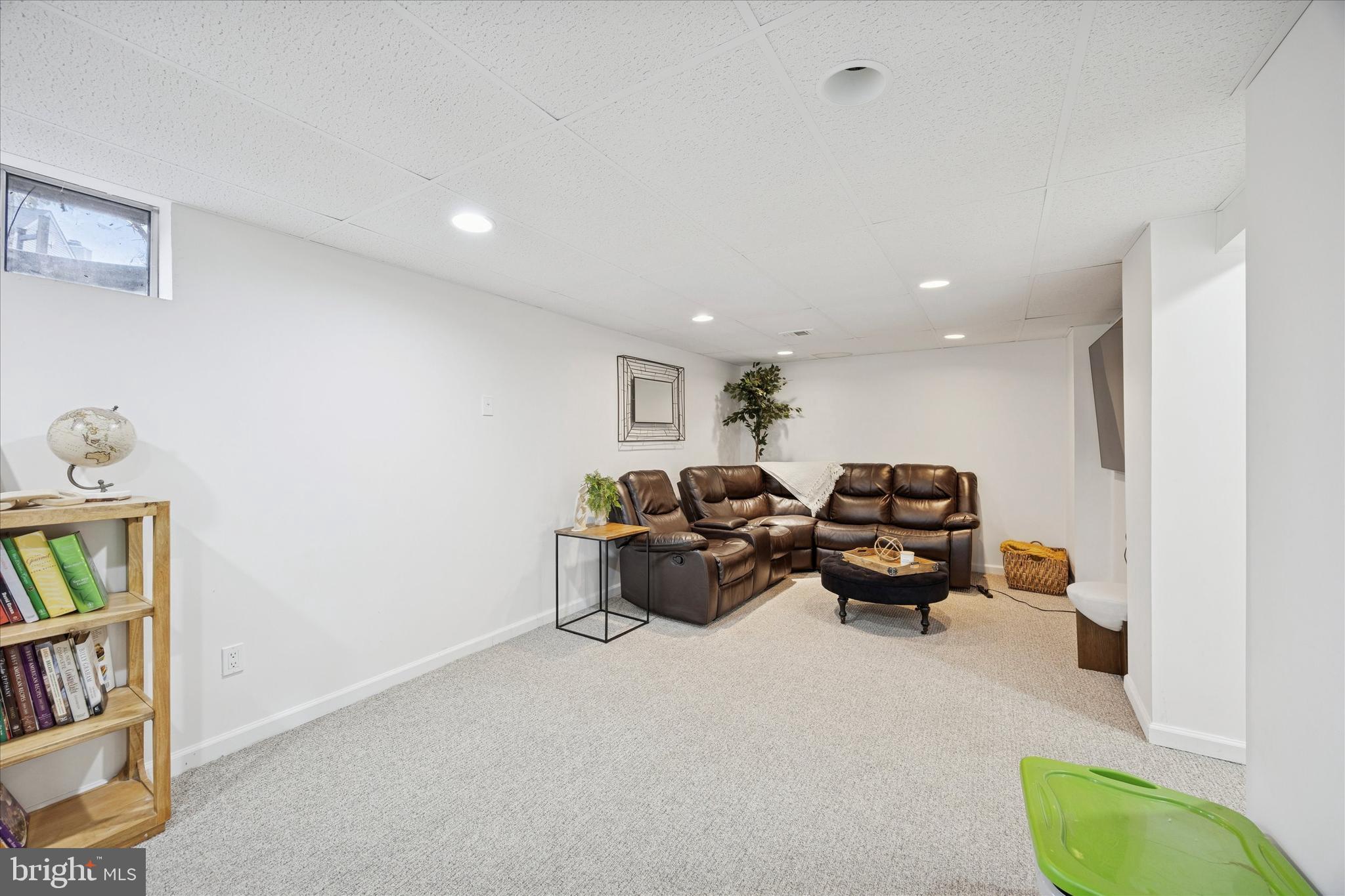 824 DILWORTH LANE