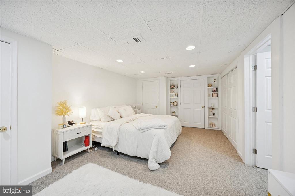 824 DILWORTH LANE