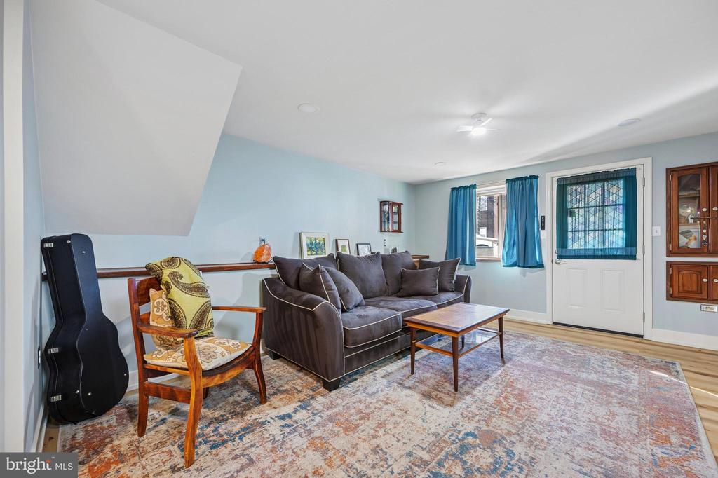 1155 EASTON ROAD