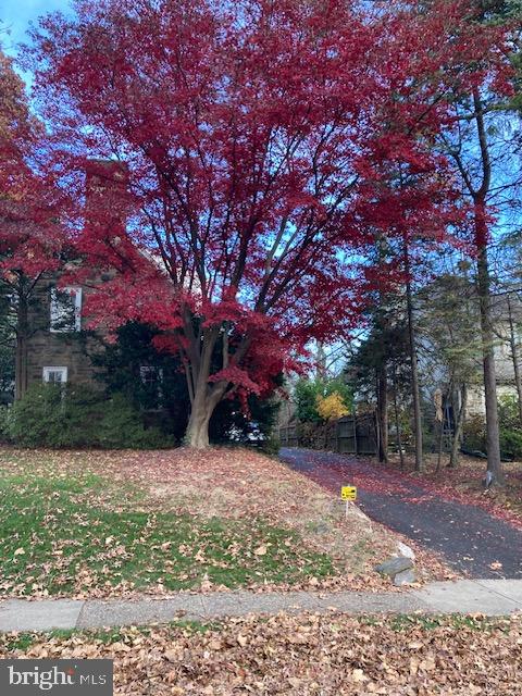 1039 WELLINGTON ROAD