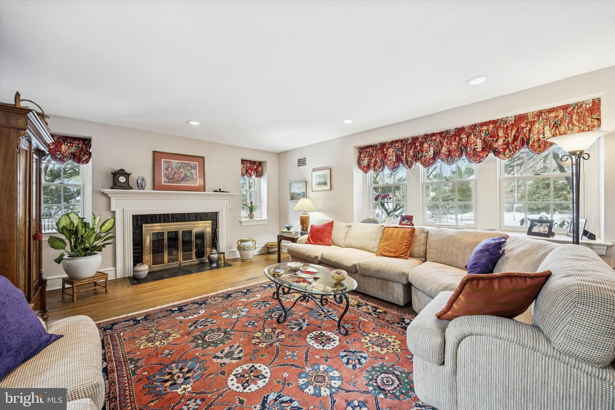 1039 WELLINGTON ROAD