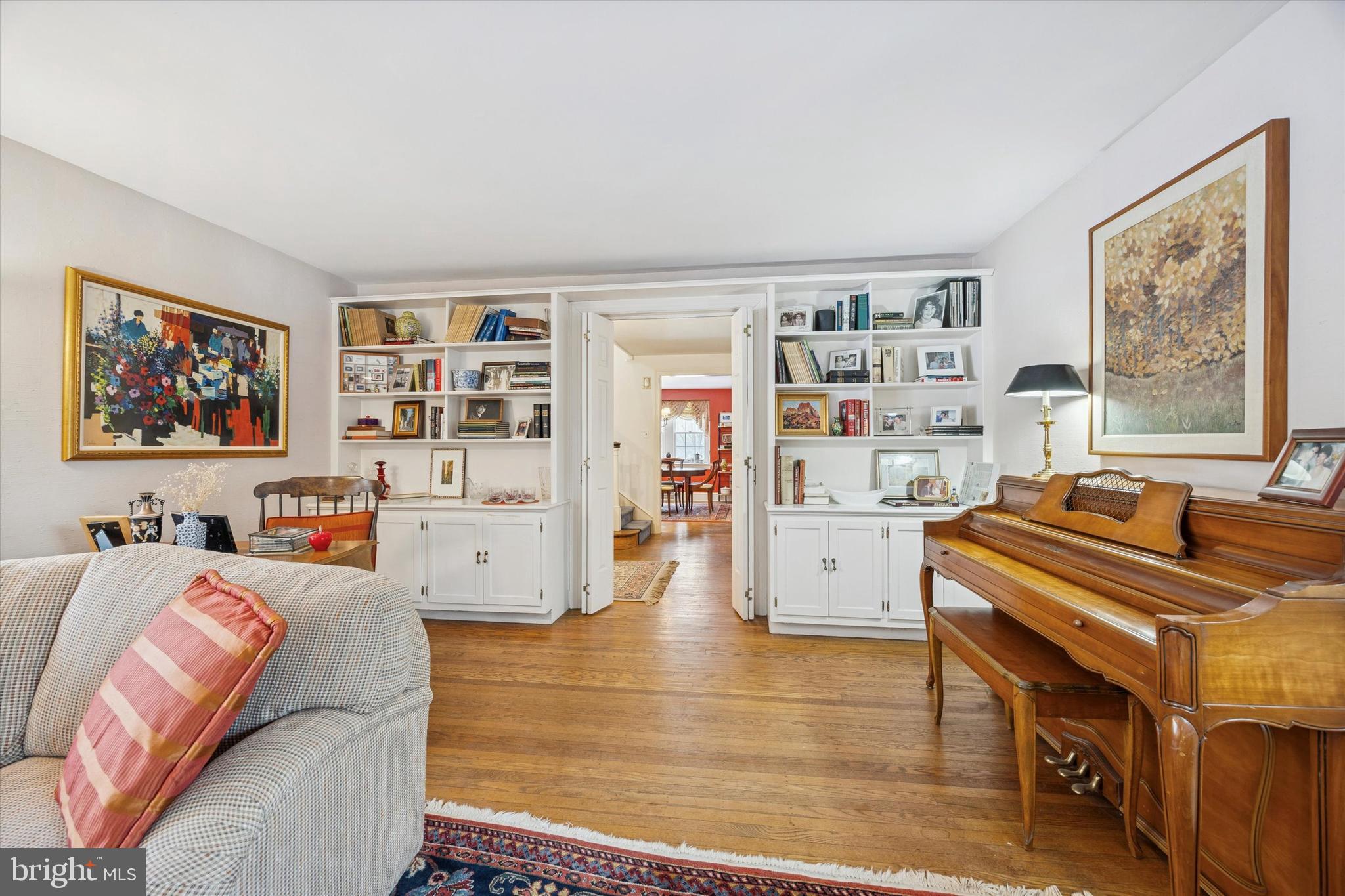 1039 WELLINGTON ROAD