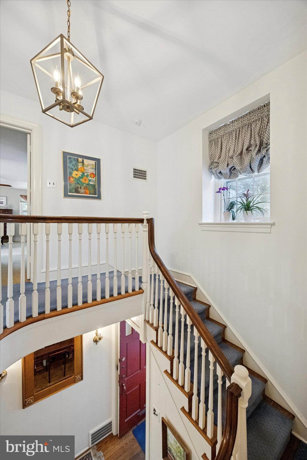 1039 WELLINGTON ROAD
