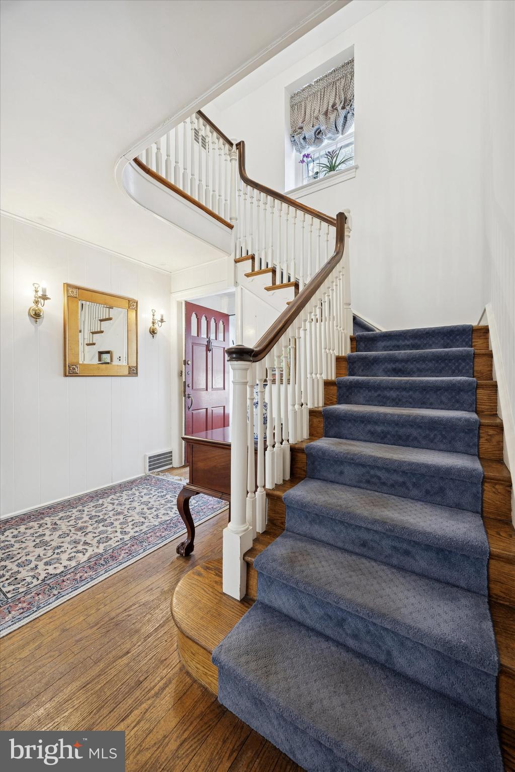 1039 WELLINGTON ROAD