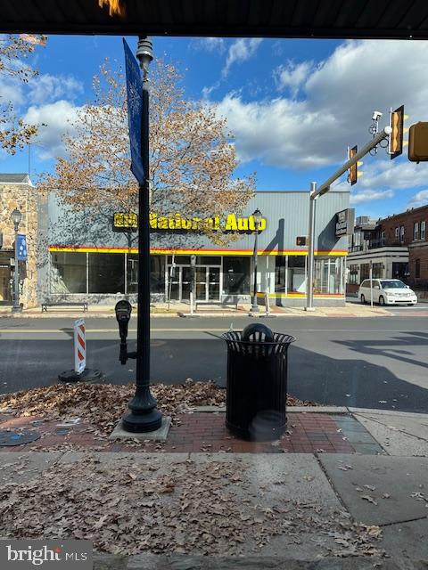 401 W MAIN STREET