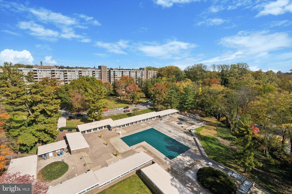 1001 CITY AVE. W-1004
