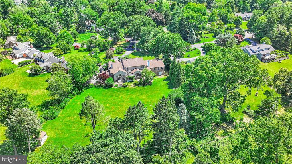 1133 CLUB HOUSE ROAD