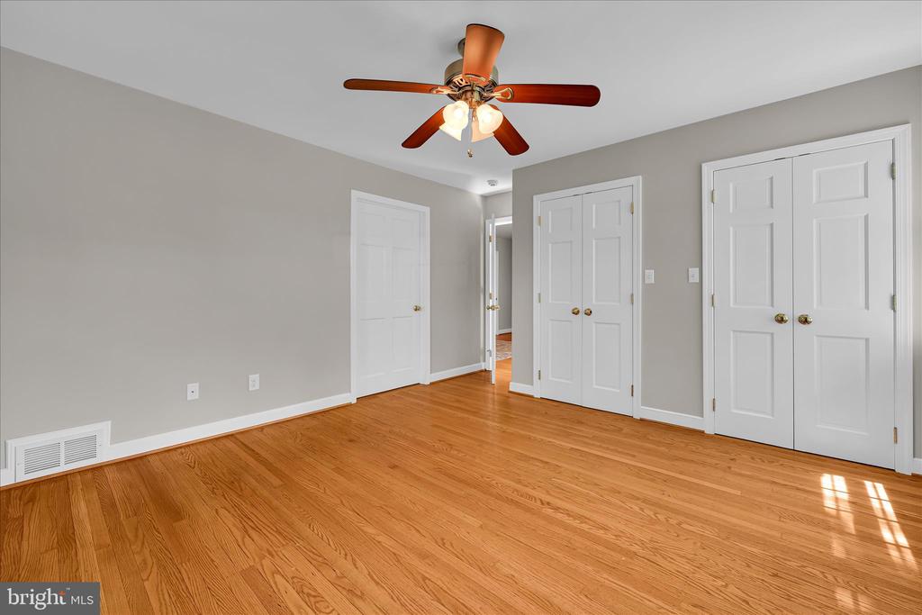 1133 CLUB HOUSE ROAD