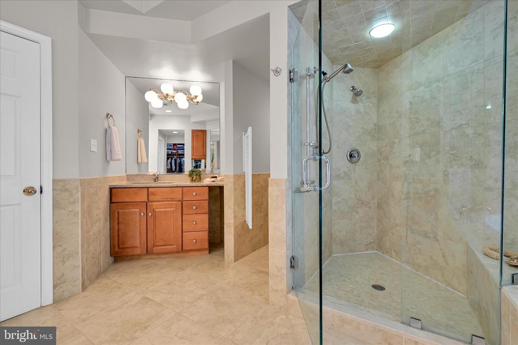 1133 CLUB HOUSE ROAD