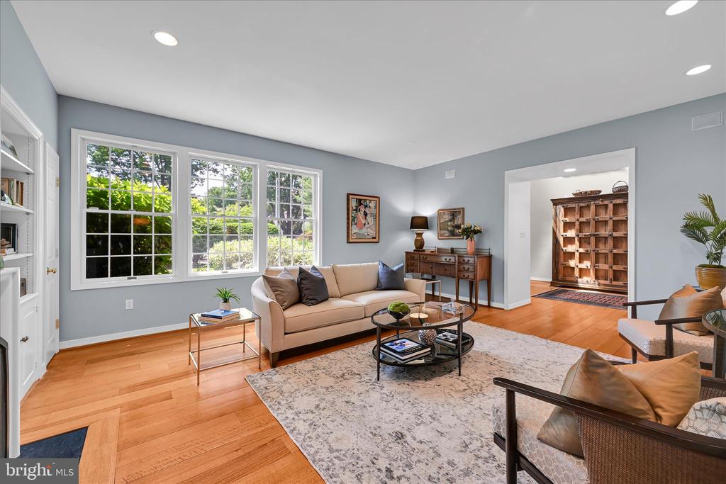 1133 CLUB HOUSE ROAD