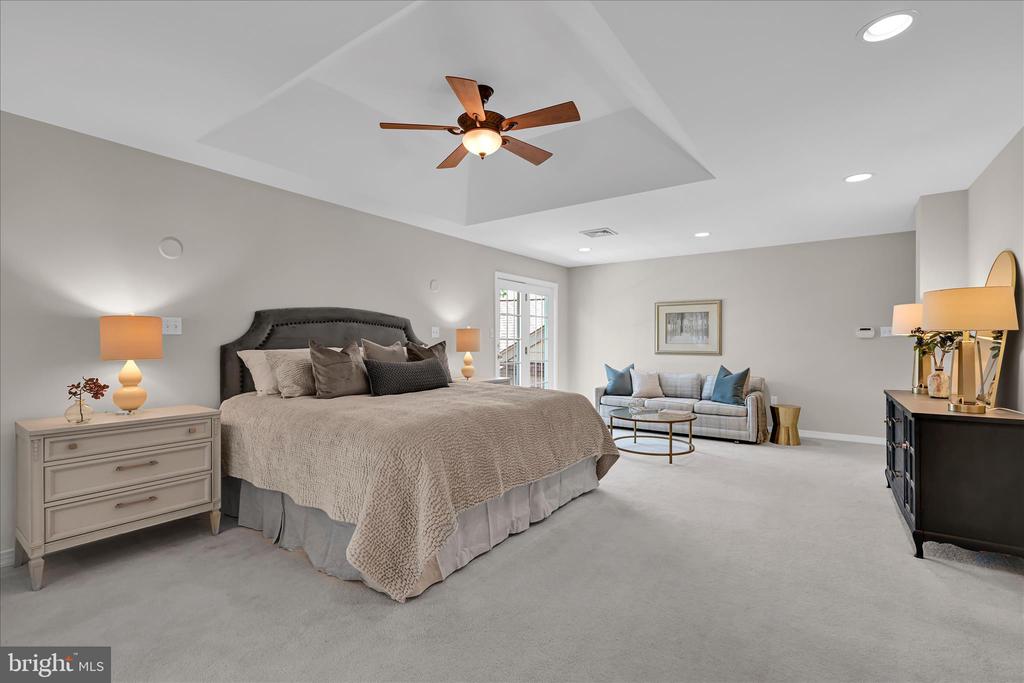 1133 CLUB HOUSE ROAD