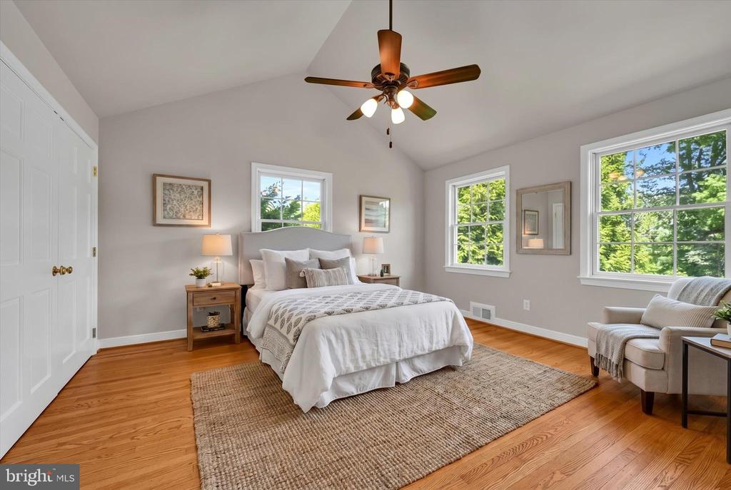 1133 CLUB HOUSE ROAD