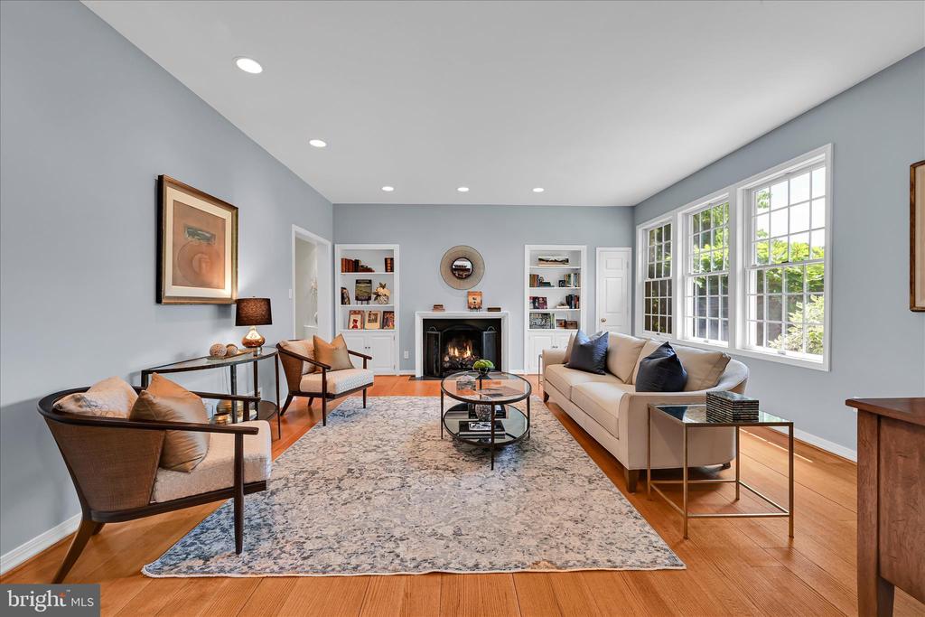 1133 CLUB HOUSE ROAD