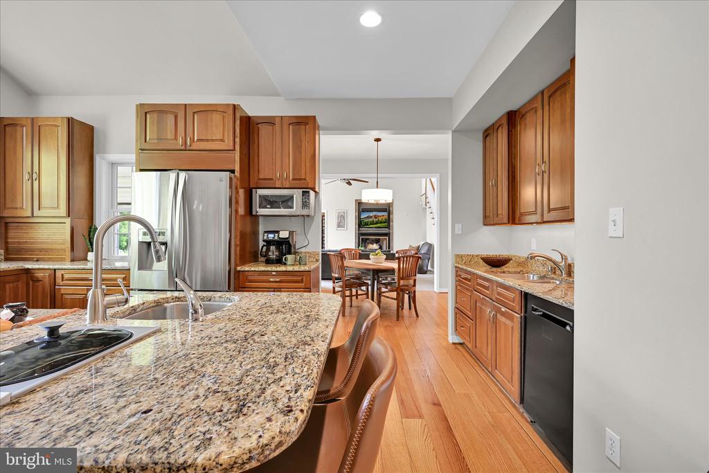 1133 CLUB HOUSE ROAD