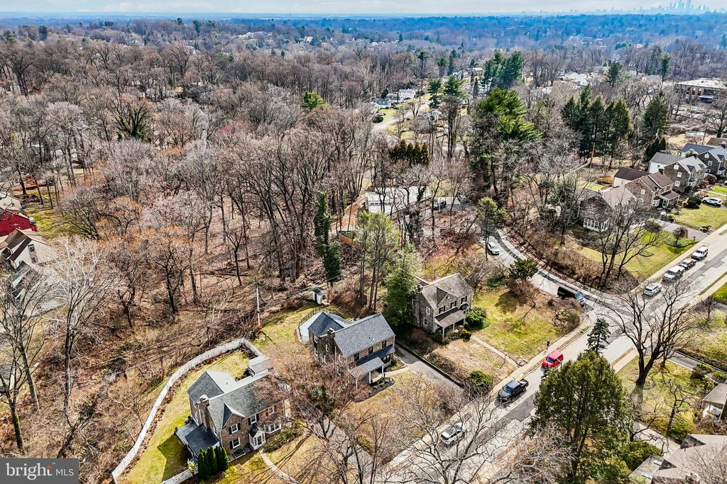 614 FOXCROFT ROAD