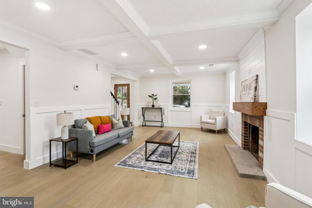 614 FOXCROFT ROAD