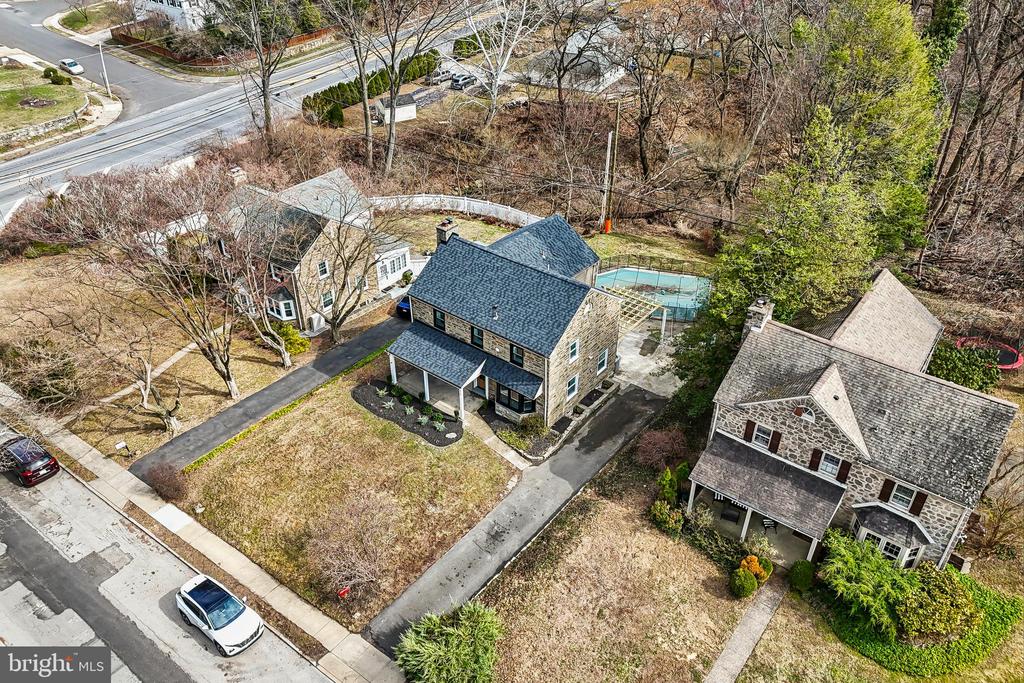 614 FOXCROFT ROAD