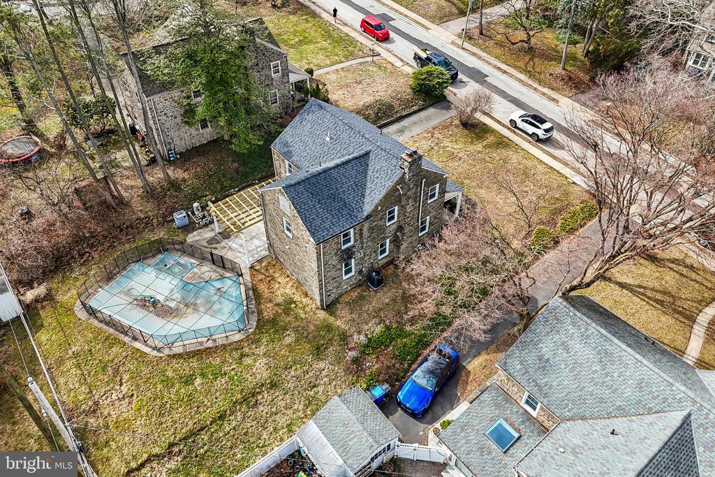 614 FOXCROFT ROAD