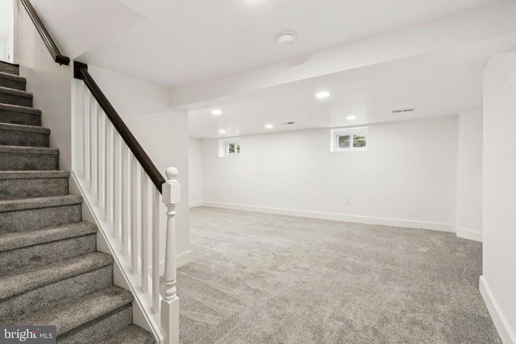 614 FOXCROFT ROAD