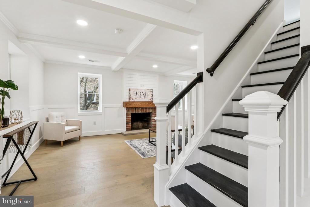 614 FOXCROFT ROAD