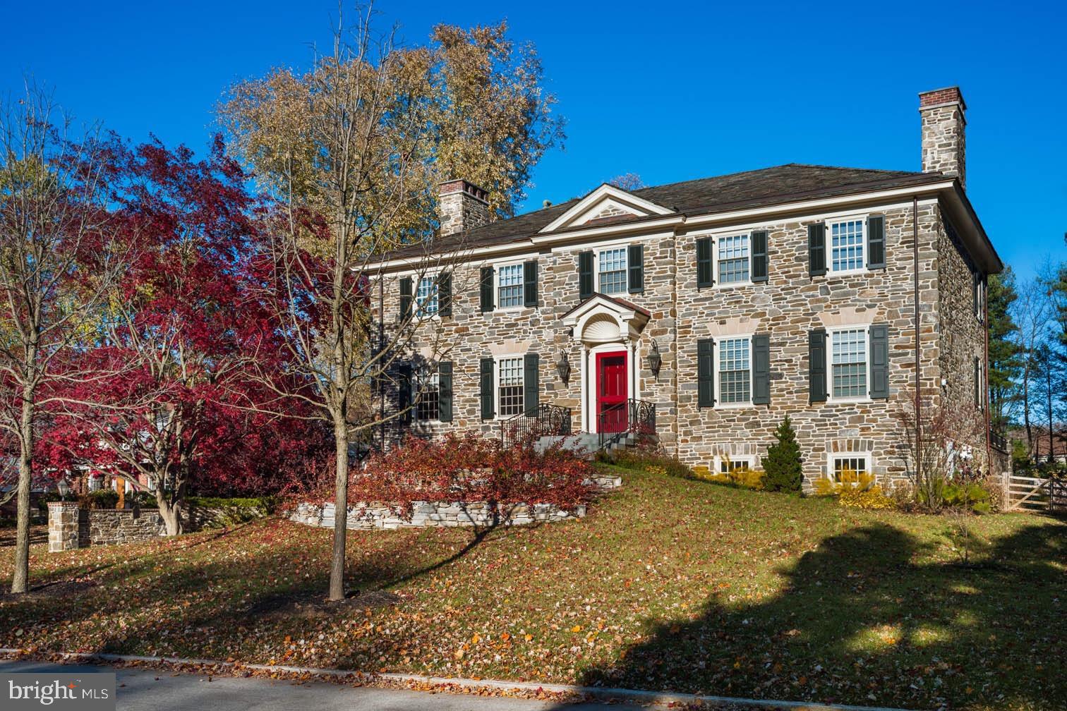 1911 STONE RIDGE LANE