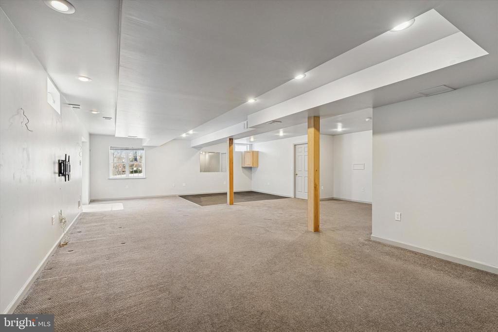 1003 CLOVER MILL CIRCLE