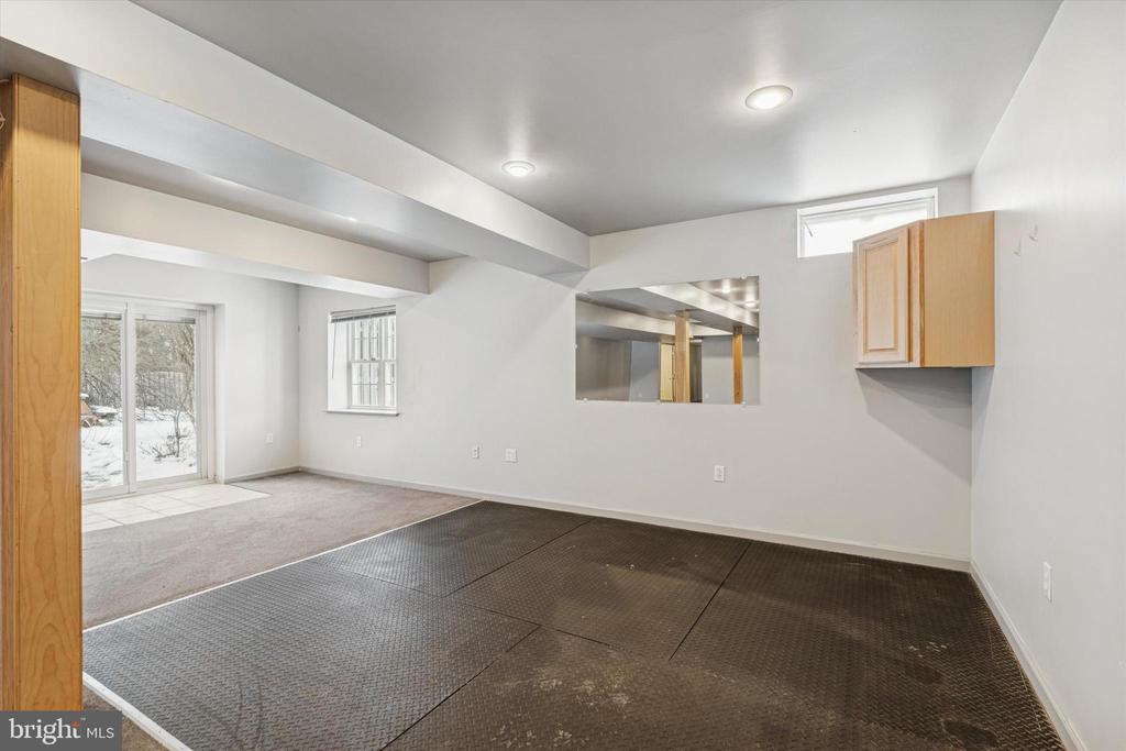 1003 CLOVER MILL CIRCLE