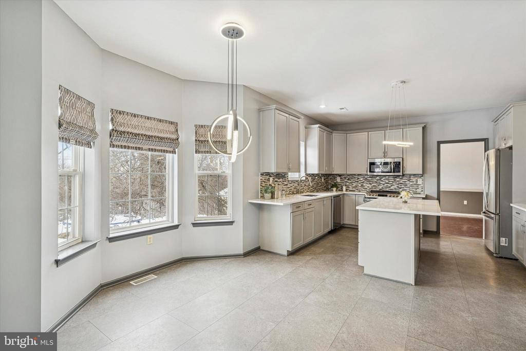 1003 CLOVER MILL CIRCLE