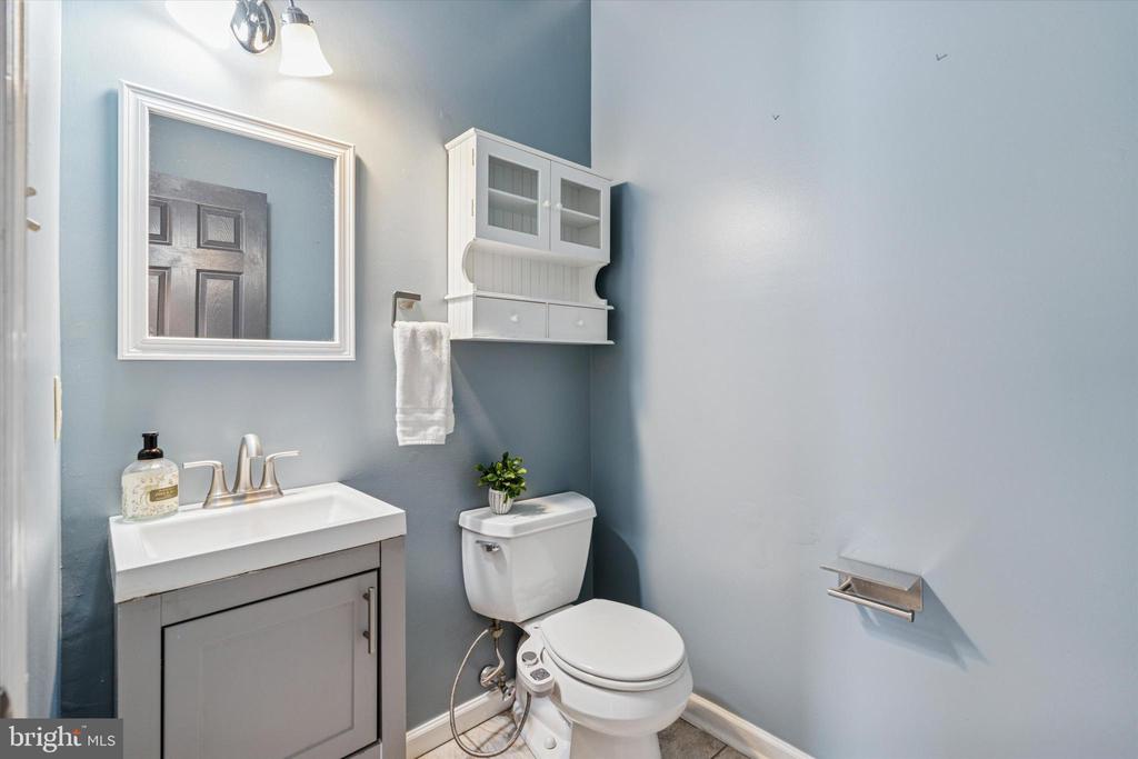 1003 CLOVER MILL CIRCLE