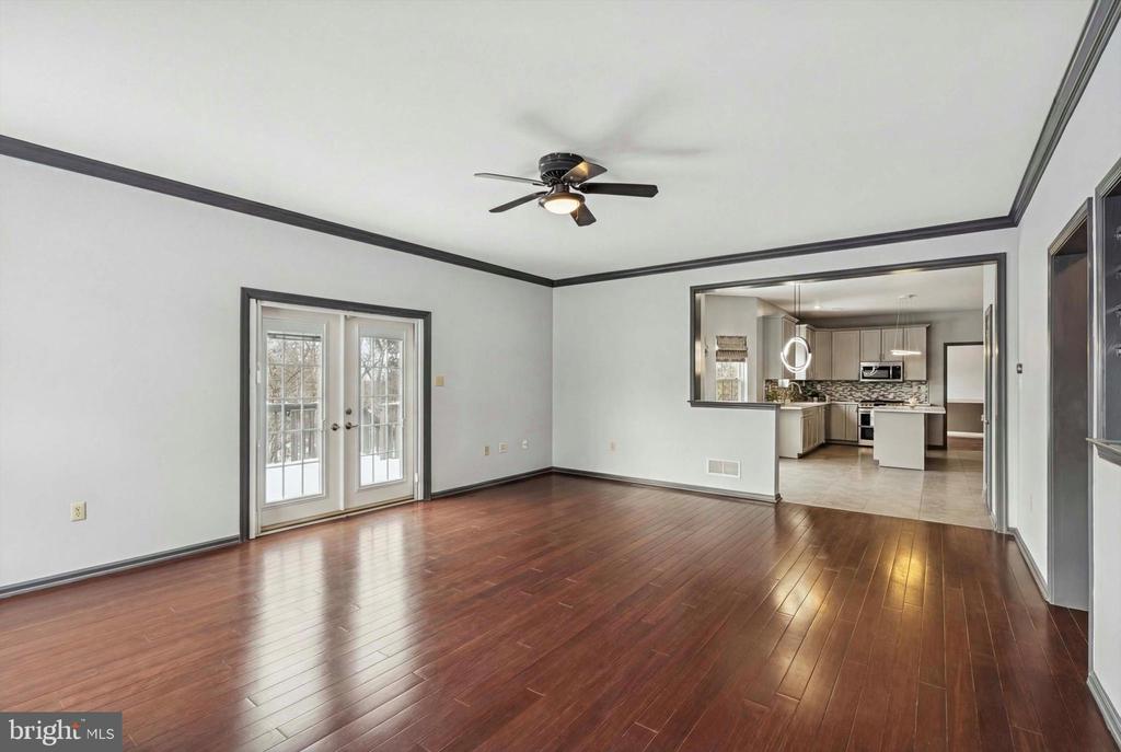 1003 CLOVER MILL CIRCLE