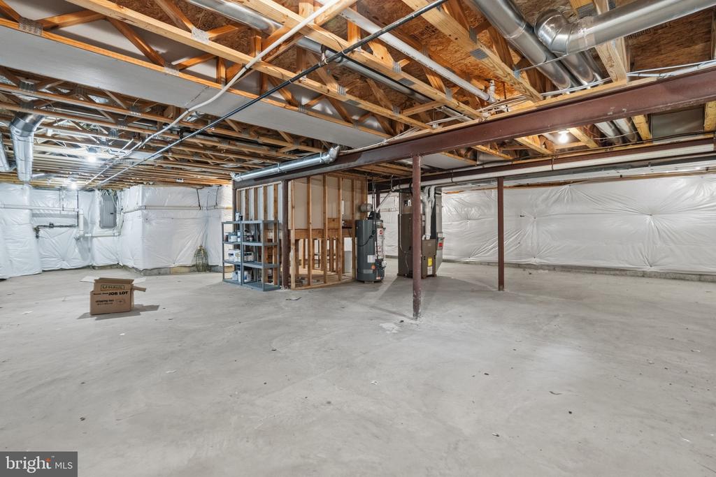 705 E KENNEDY ROAD