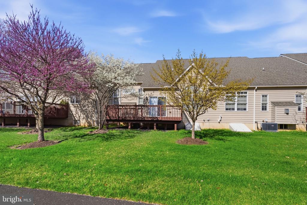 705 E KENNEDY ROAD