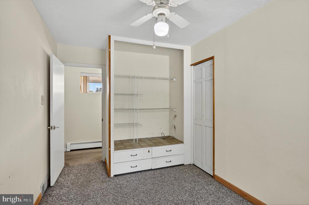 2615 DOGWOOD LANE