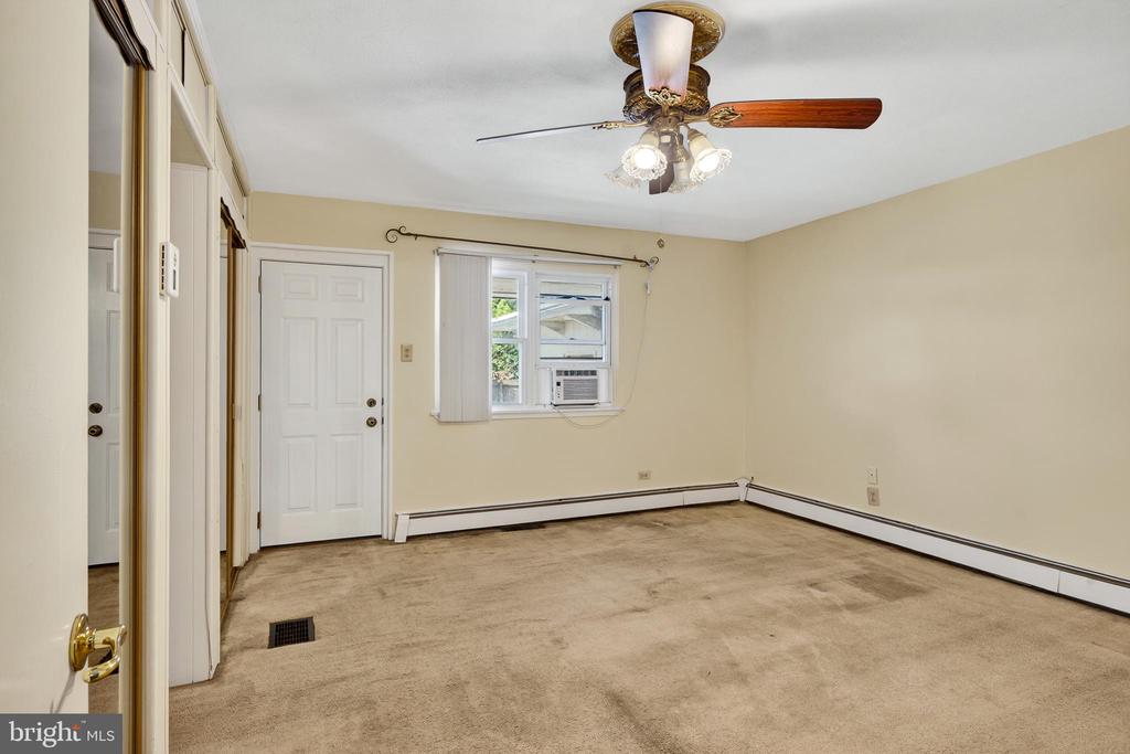 2615 DOGWOOD LANE