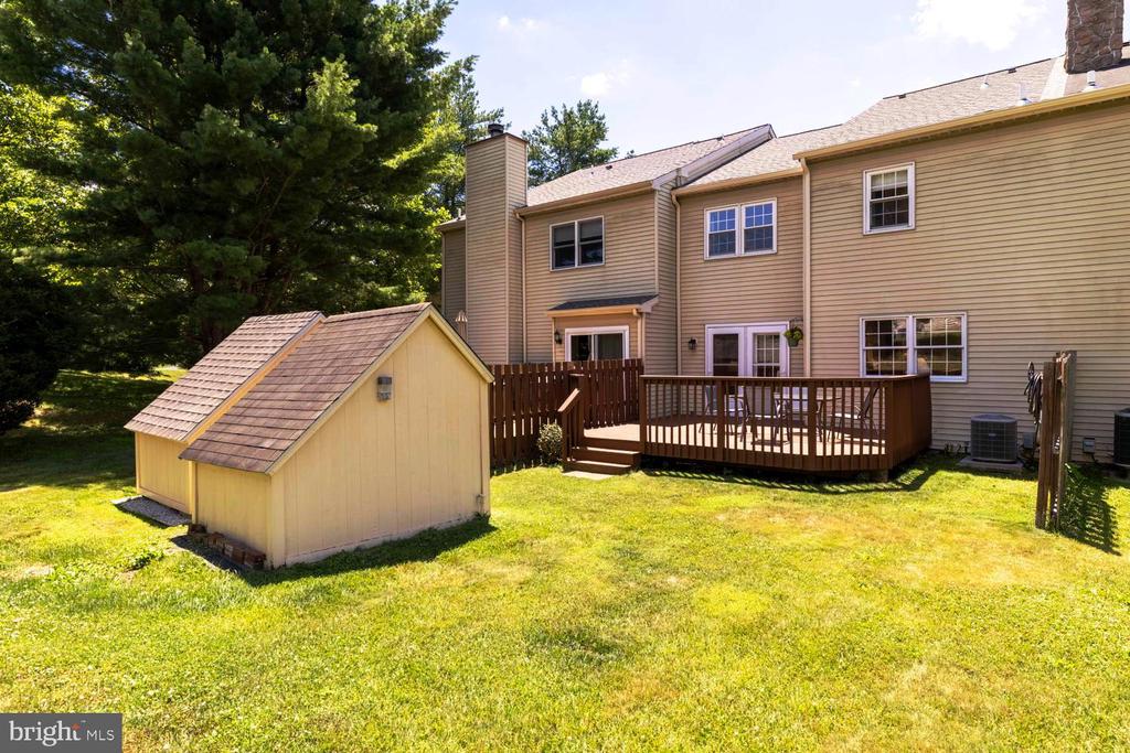 1711 SMEDLEY COURT