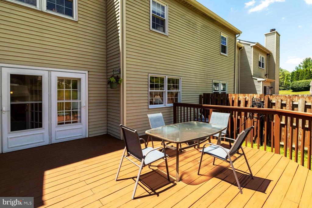 1711 SMEDLEY COURT