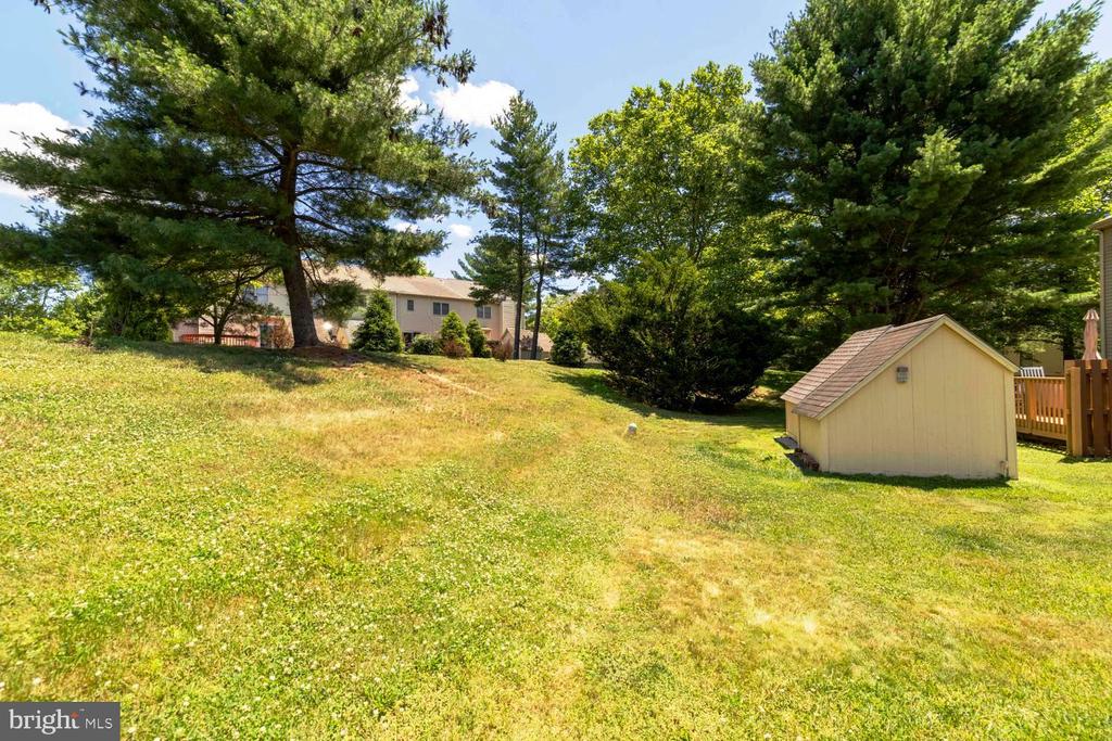 1711 SMEDLEY COURT