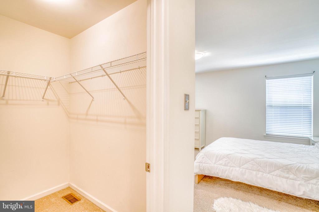 1529 DEKALB STREET Unit: 130