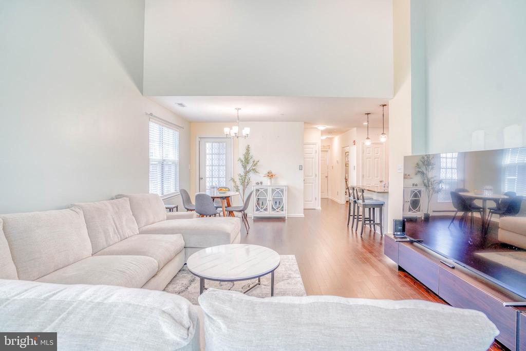 1529 DEKALB STREET Unit: 130