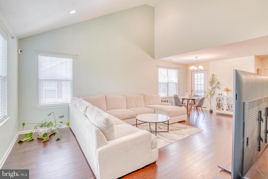 1529 DEKALB STREET Unit: 130