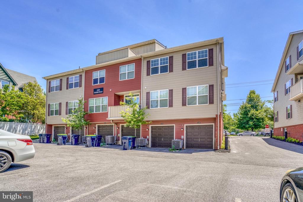 1529 DEKALB STREET Unit: 130