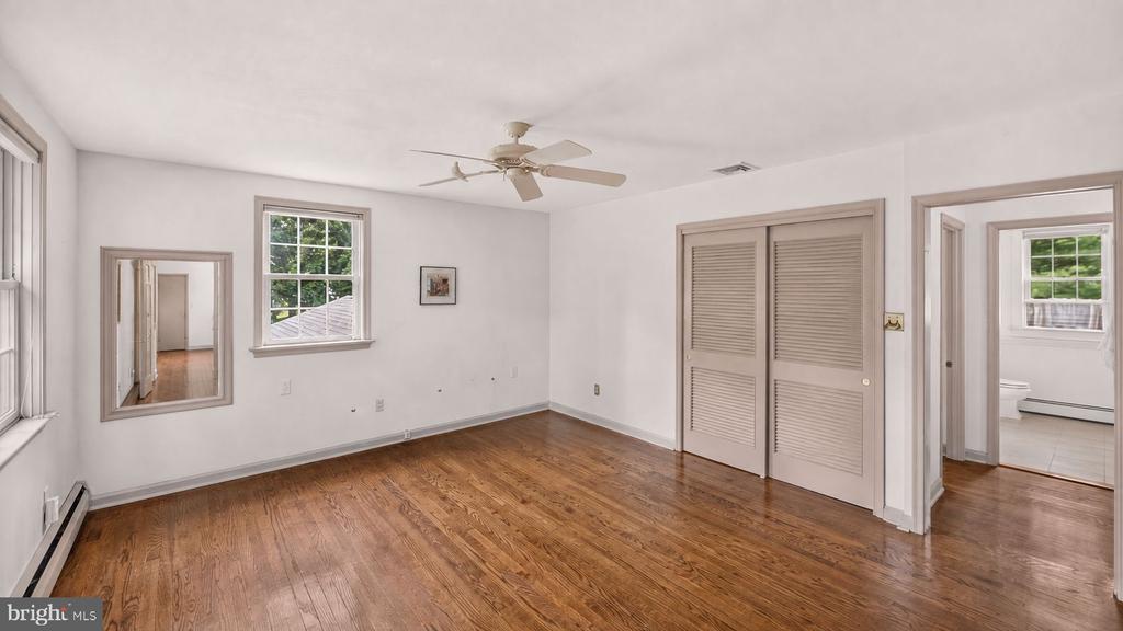 1815 GREEN BRIAR DRIVE Unit:           
