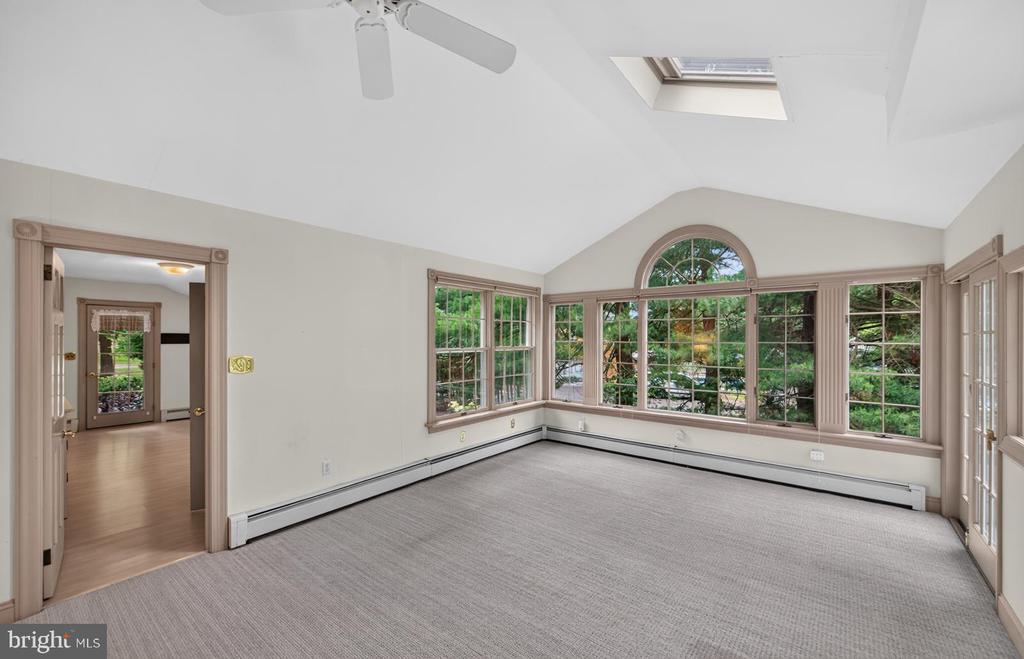 1815 GREEN BRIAR DRIVE Unit:           