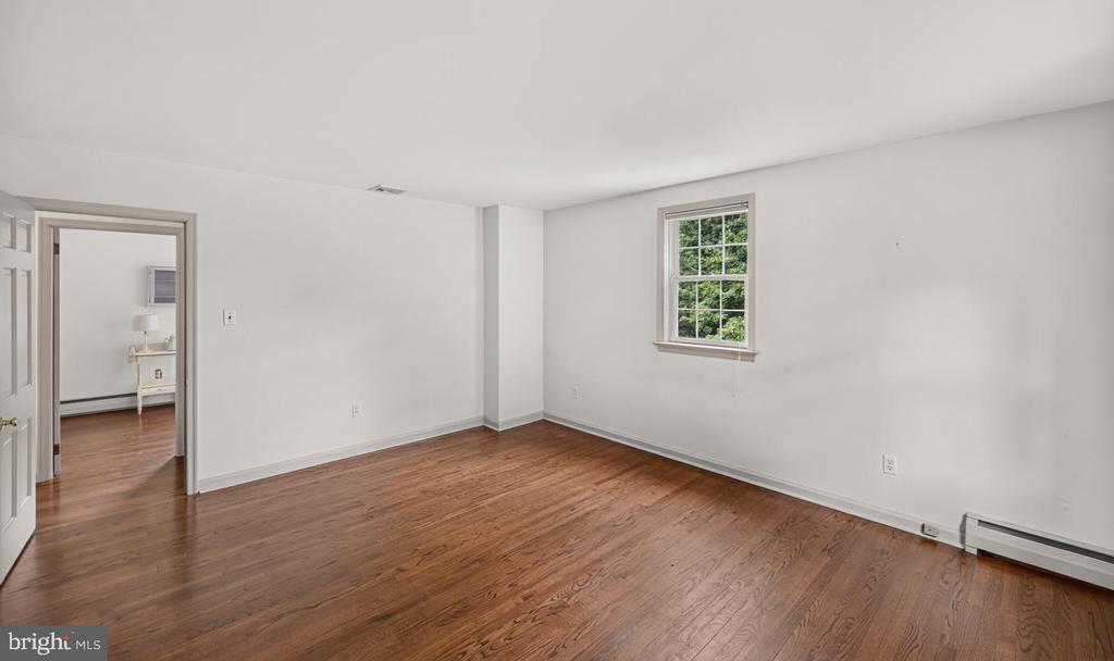 1815 GREEN BRIAR DRIVE Unit:           