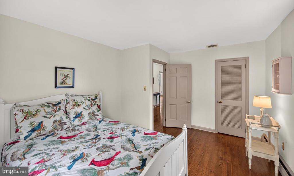 1815 GREEN BRIAR DRIVE Unit:           